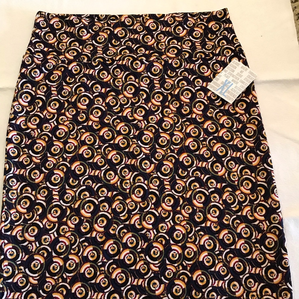 LuLaRoe X L Cassie Skirt NWT
